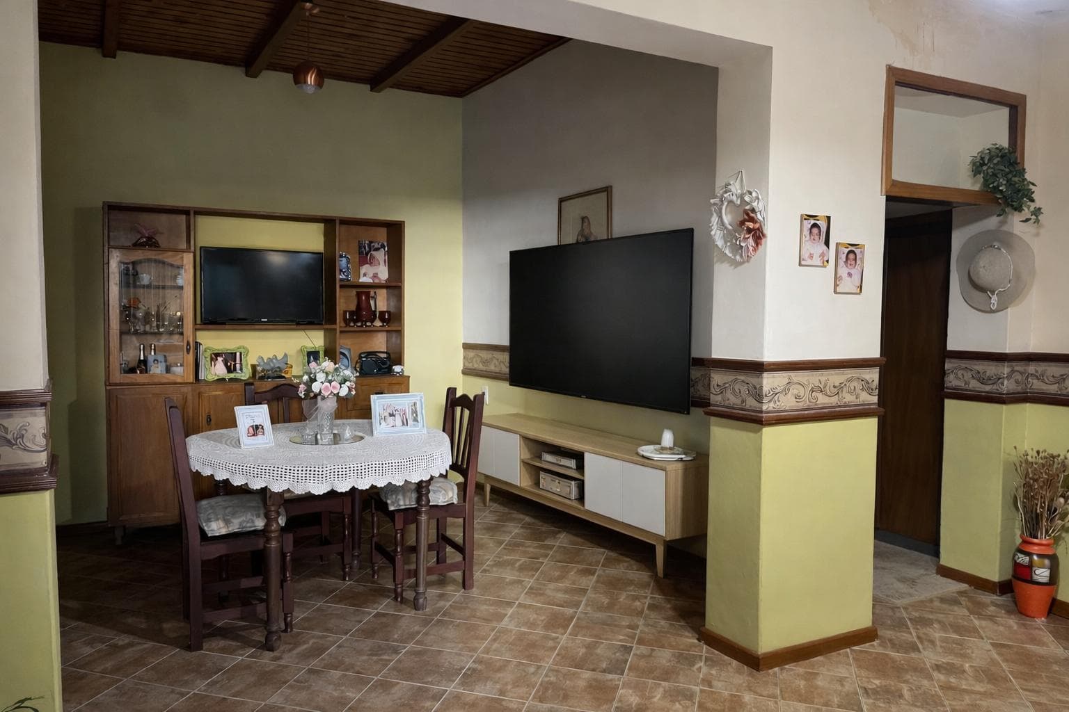 Casa de pasillo en venta de 1 Dormitorio, Superi 1200, Alberdi Rosario