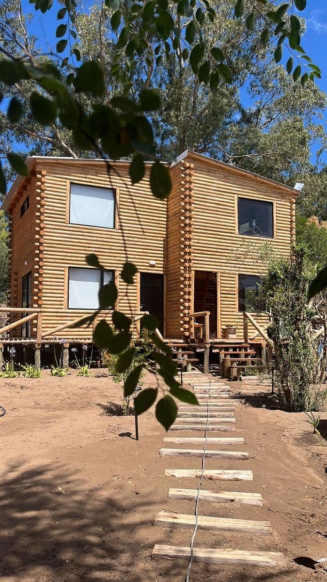 Complejo de cabañas en barrio parque Dufaur