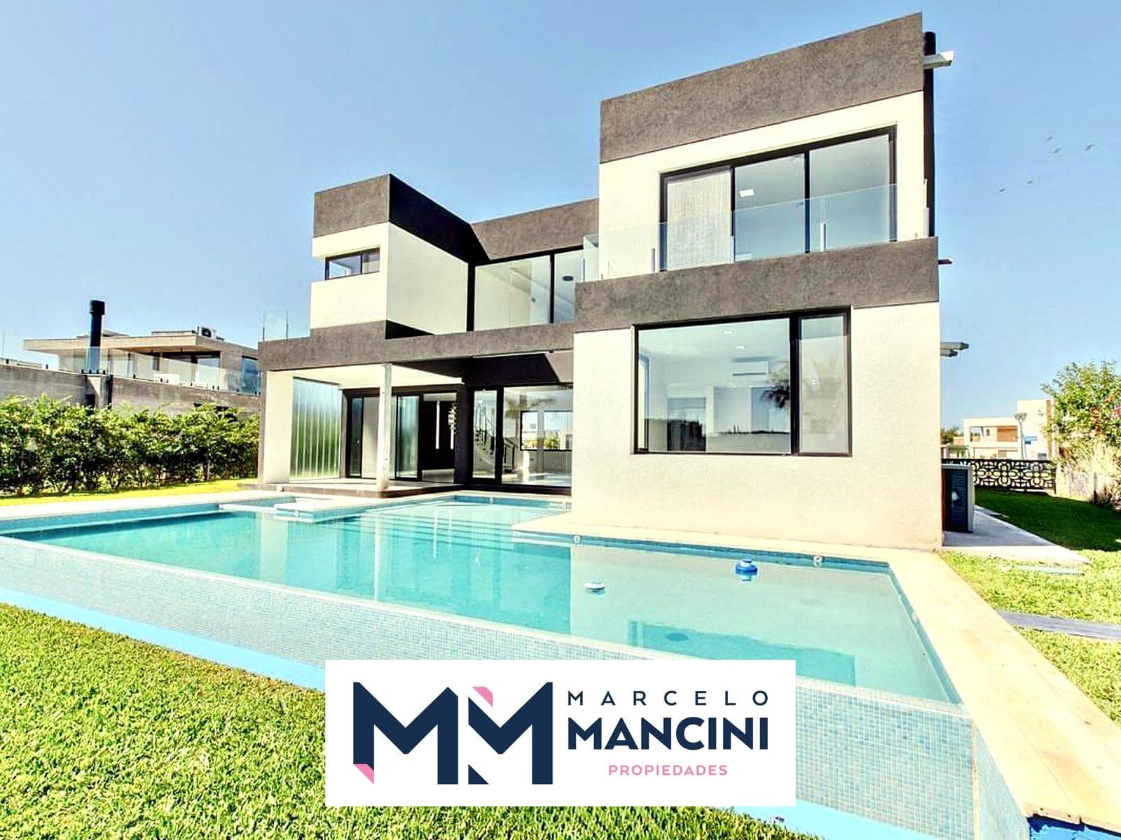 VENTA CASA Terralagos 5 ambientes