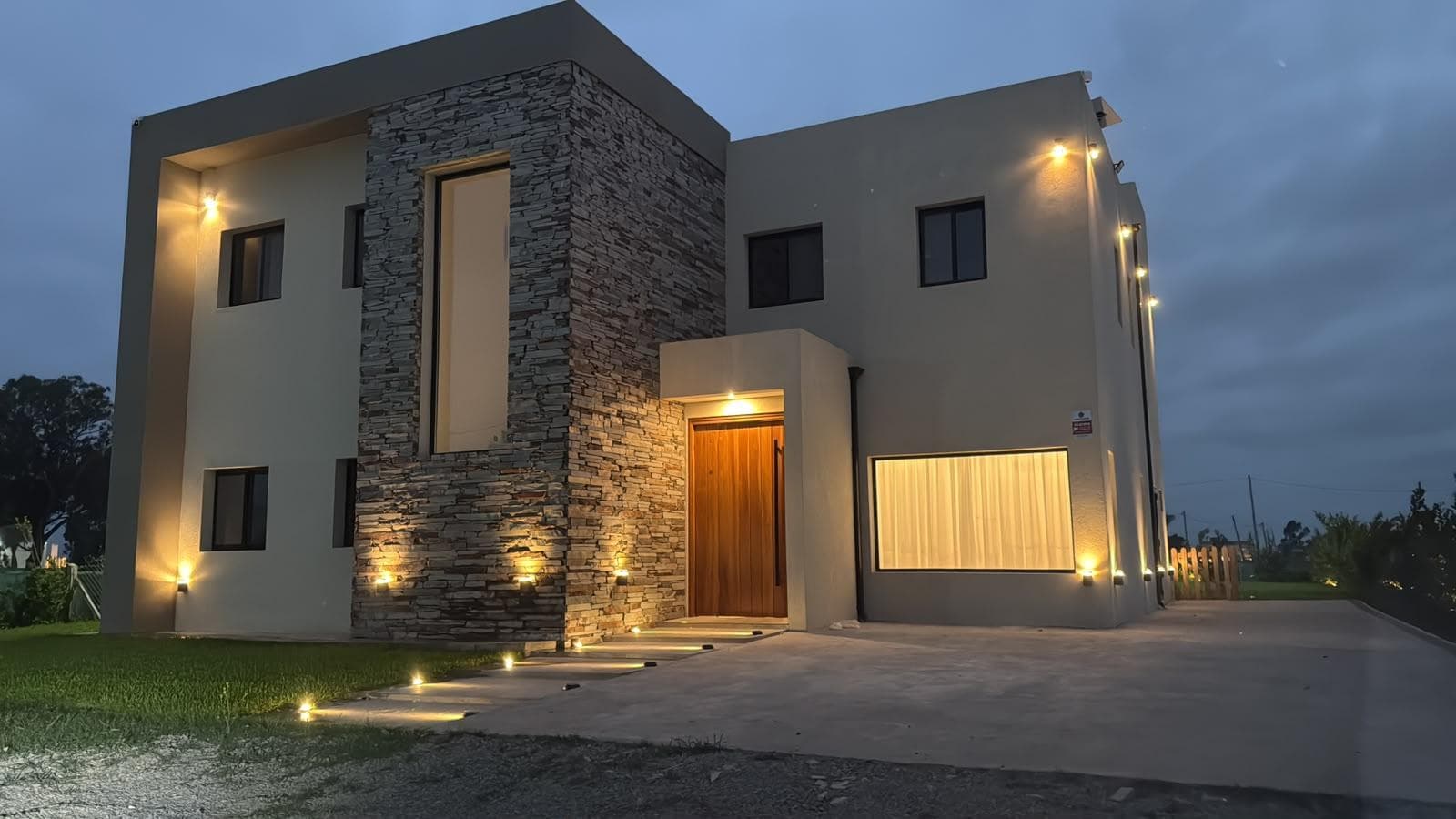 Venta Casa 5 ambientes en Lagos de Canning