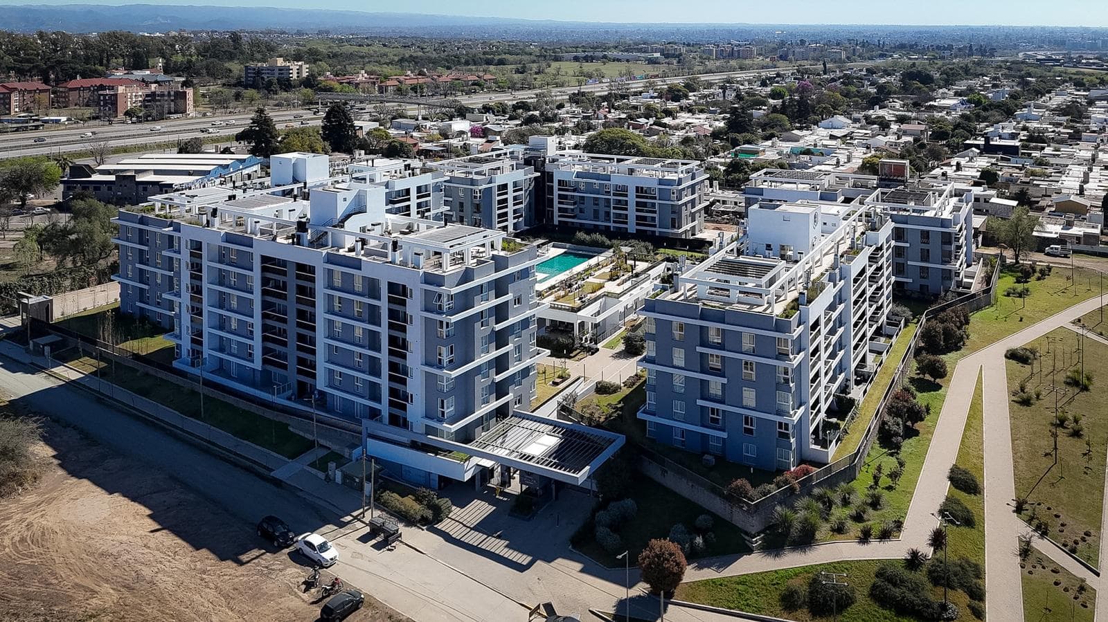 Departamento en Venta 3 Dormitorios Complejo con Seguridad y Amenities