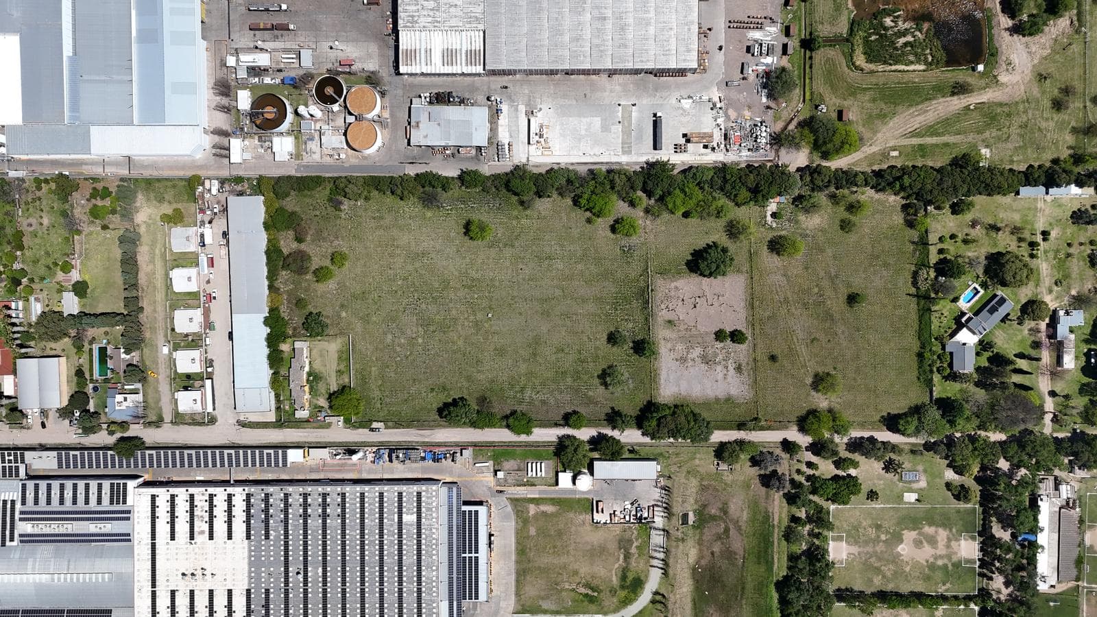 Lote a la venta en zona industrial patron IVa, 30 m de frente, entre Pritty y Denso