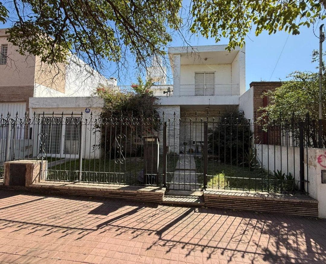 CASA 3 DORM SAN SALVADOR APTO CREDITO