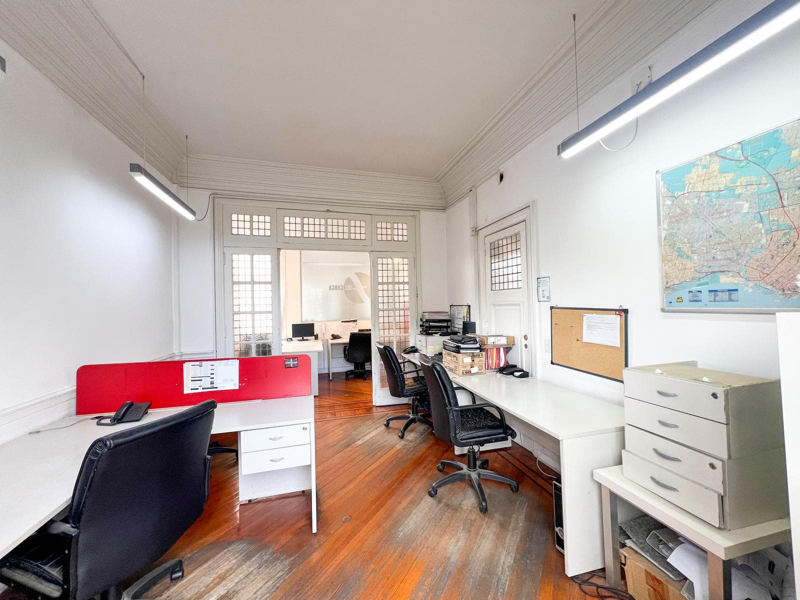 VENTA DE OFICINA DISTRITO TECNOLOGICO 170METROS CON TERRAZA PROPIA