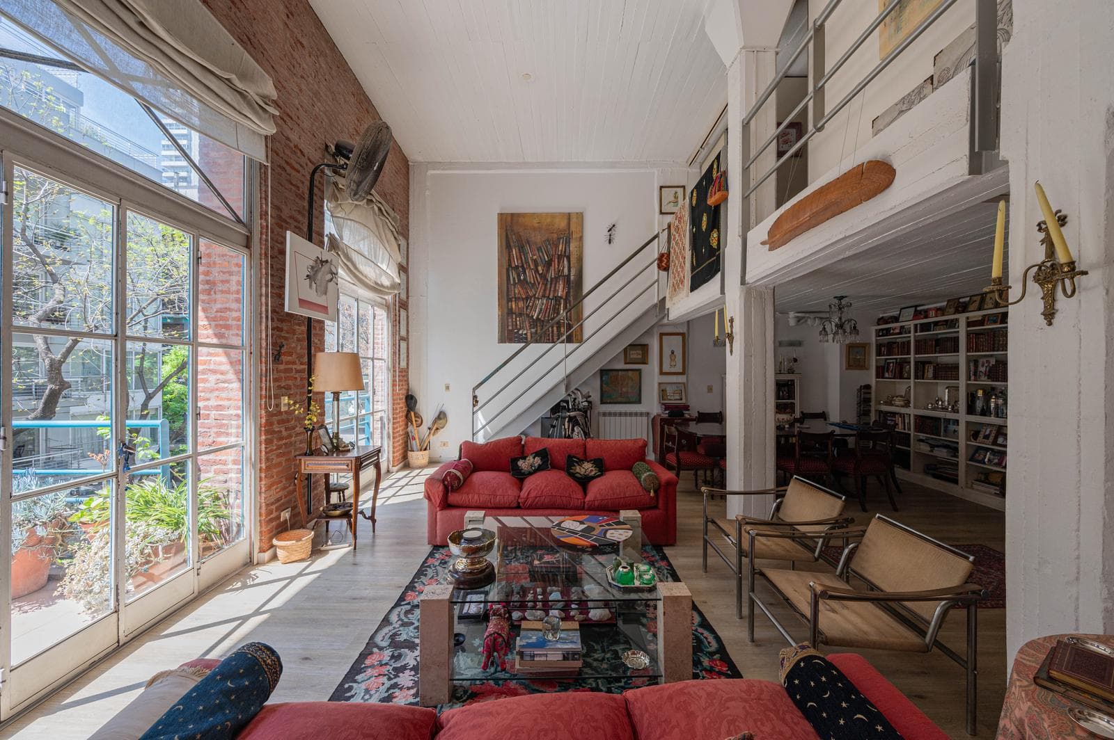 Gran Loft soleado con vista y cochera privada