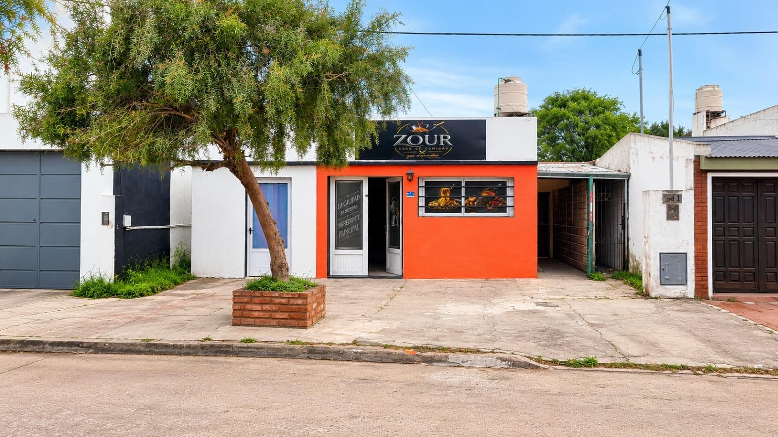 PH 2 ambientes en venta con local comercial, Chascomús