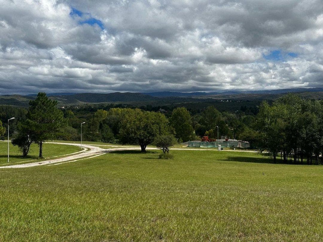 En venta lote de 1260m2 Carlos Paz Golf Country Club