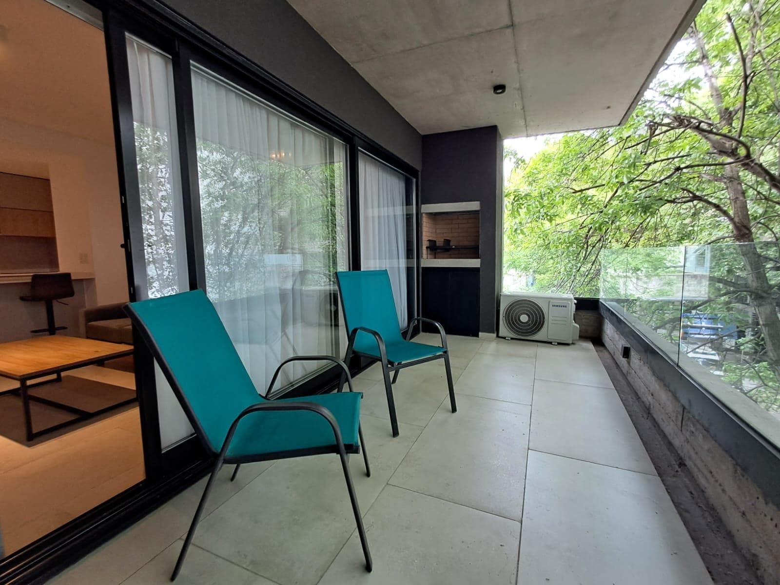 DEPARTAMENTO - ALQUILER - CHACARITA - MONOAMBIENTE C/BALCON Y PARRILLA - COCHERA