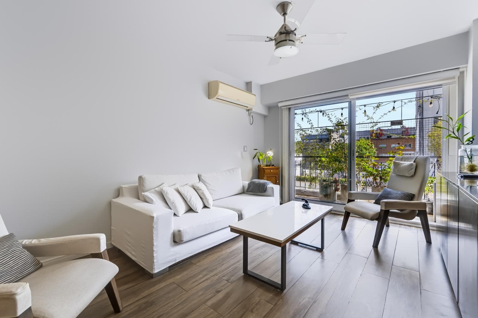 Departamento Venta Belgrano, 4 ambientes con balcón, impecable!