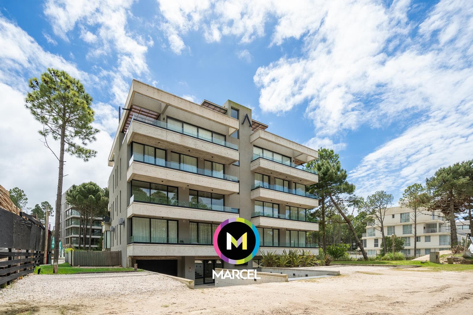 DEPARTAMENTO EN VENTA 4 AMBIENTES PINAMAR NORTE
