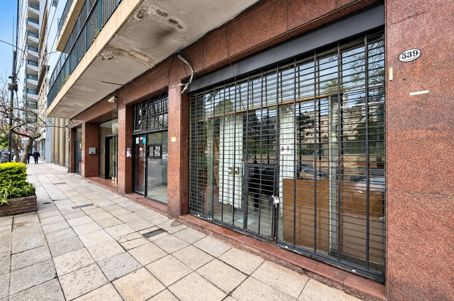 Local comercial en alquiler - superficie total 72 m²