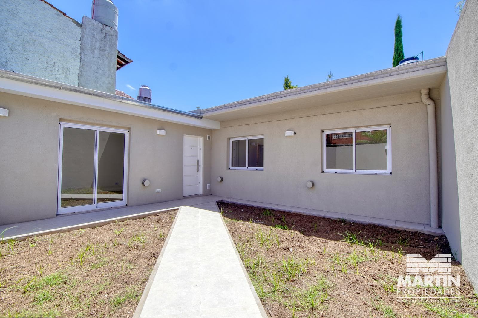 Casa PH al fondo en Venta de 3 Ambientes a estrenar en Munro