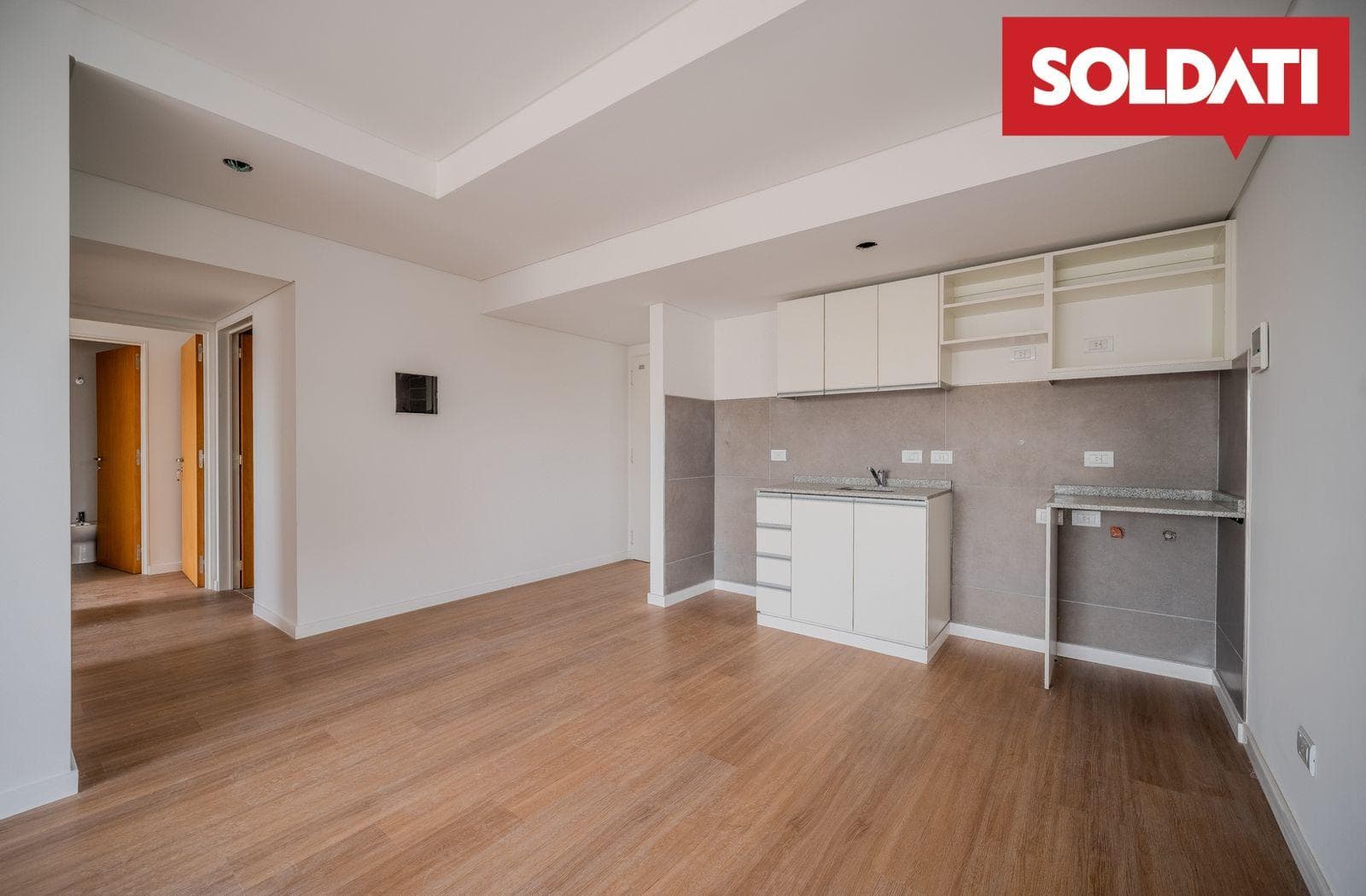 Venta departamento con vista abierta y apto crédito a metros de Plaza Irlanda