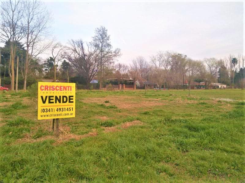 Lote en esquina en venta en Ibarlucea | 908,60 m² | Triple frente