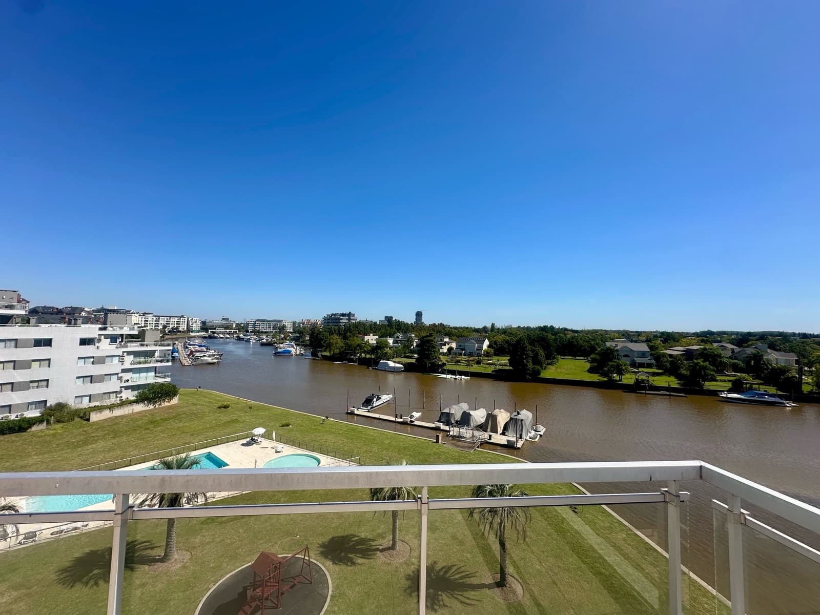 Departamento en Venta o Alquiler ,4 ambientes, en Islas del Canal, Bahia Grande, Nordelta