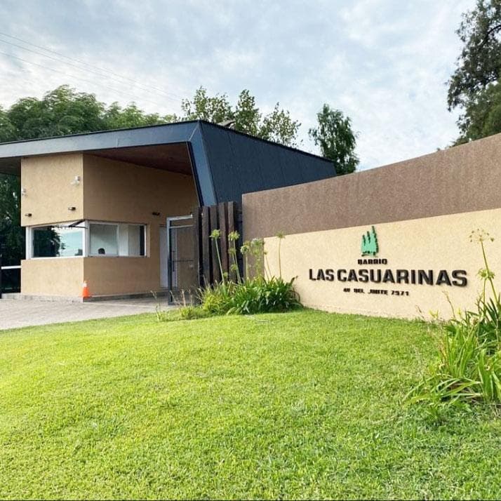 VENTA - Terreno en Barrio Cerrado Las Casuarinas. Ibarlucea.