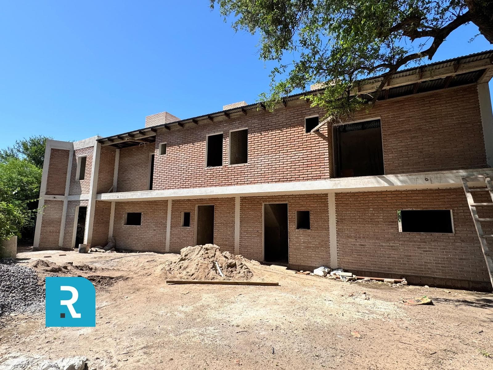 Villa Allende - Housing Tres Casas - A estrenar