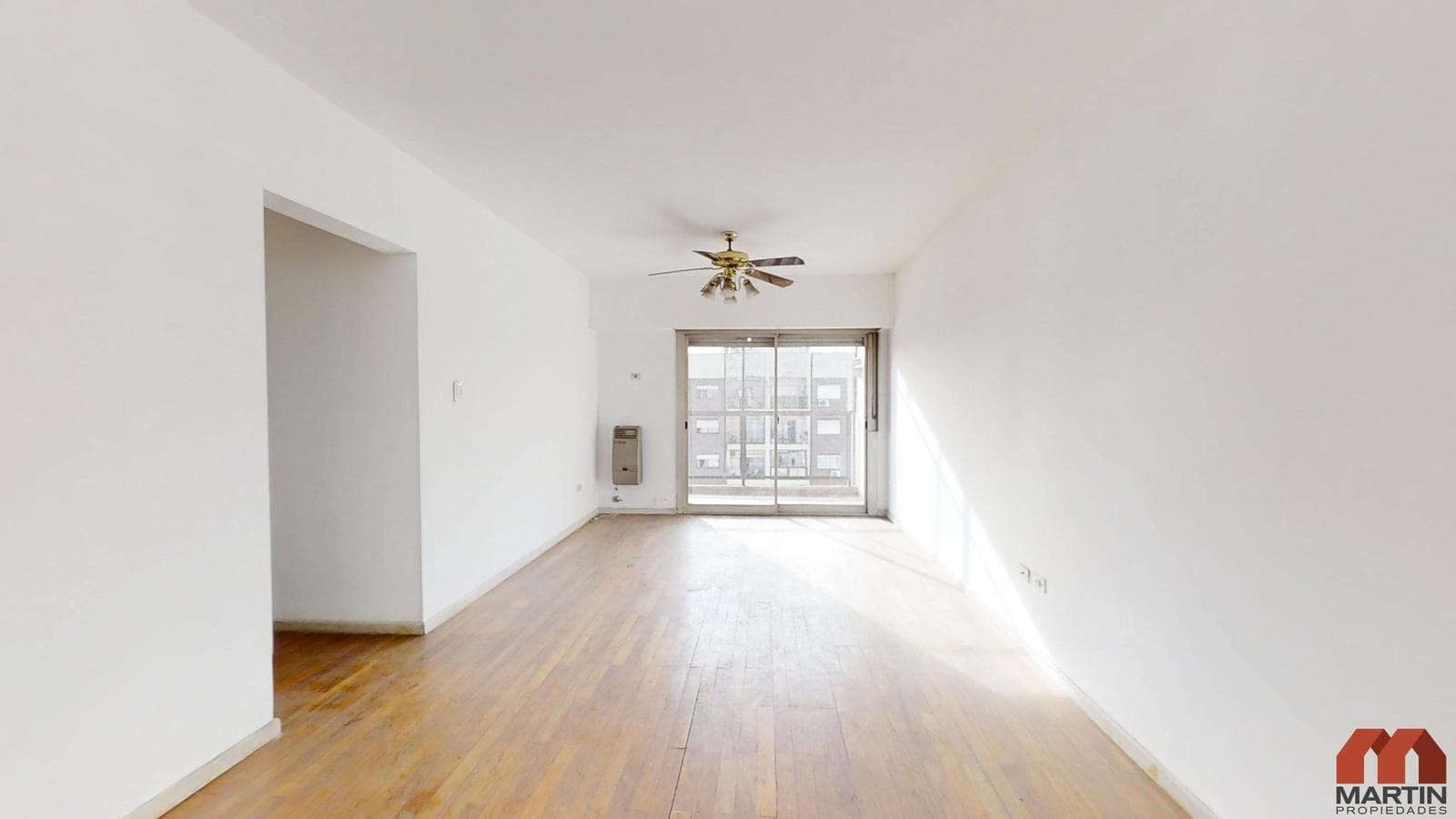 Departamento en Venta de 4 Ambientes en Parque Patricios con Balcón