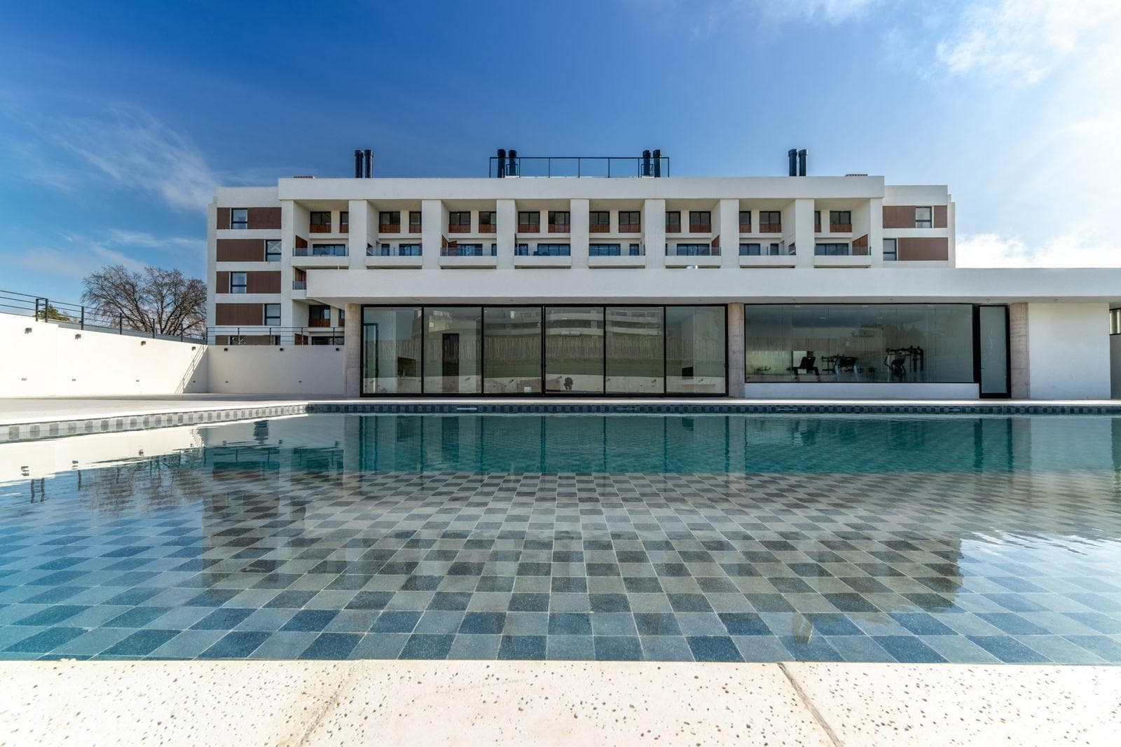 Departamento de 3 Ambientes en Venta con Jardin con Parrilla y Amenities en Tortugas Norte