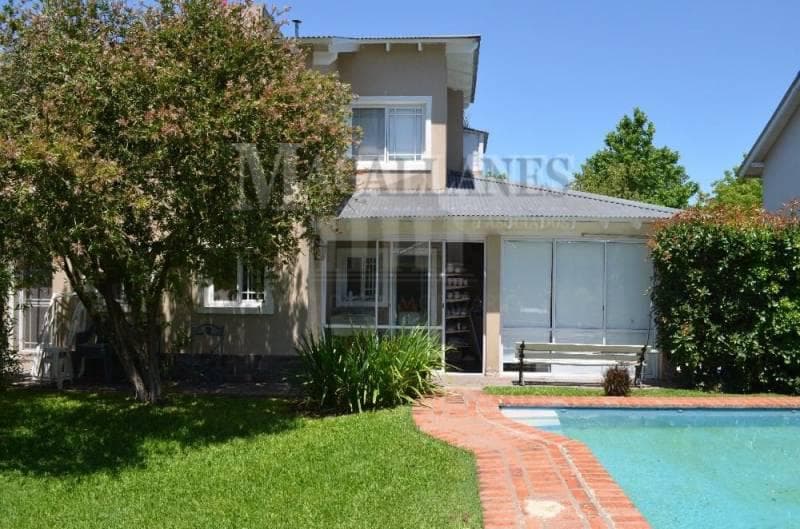 CASA VENTA BARRIO PRIVADO