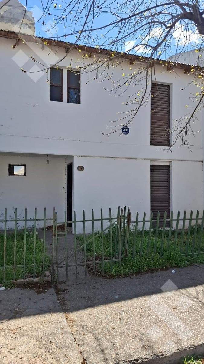 Venta duplex 3 dormitorios Anaya 600 Barrio La sirena. Neuquen Capital