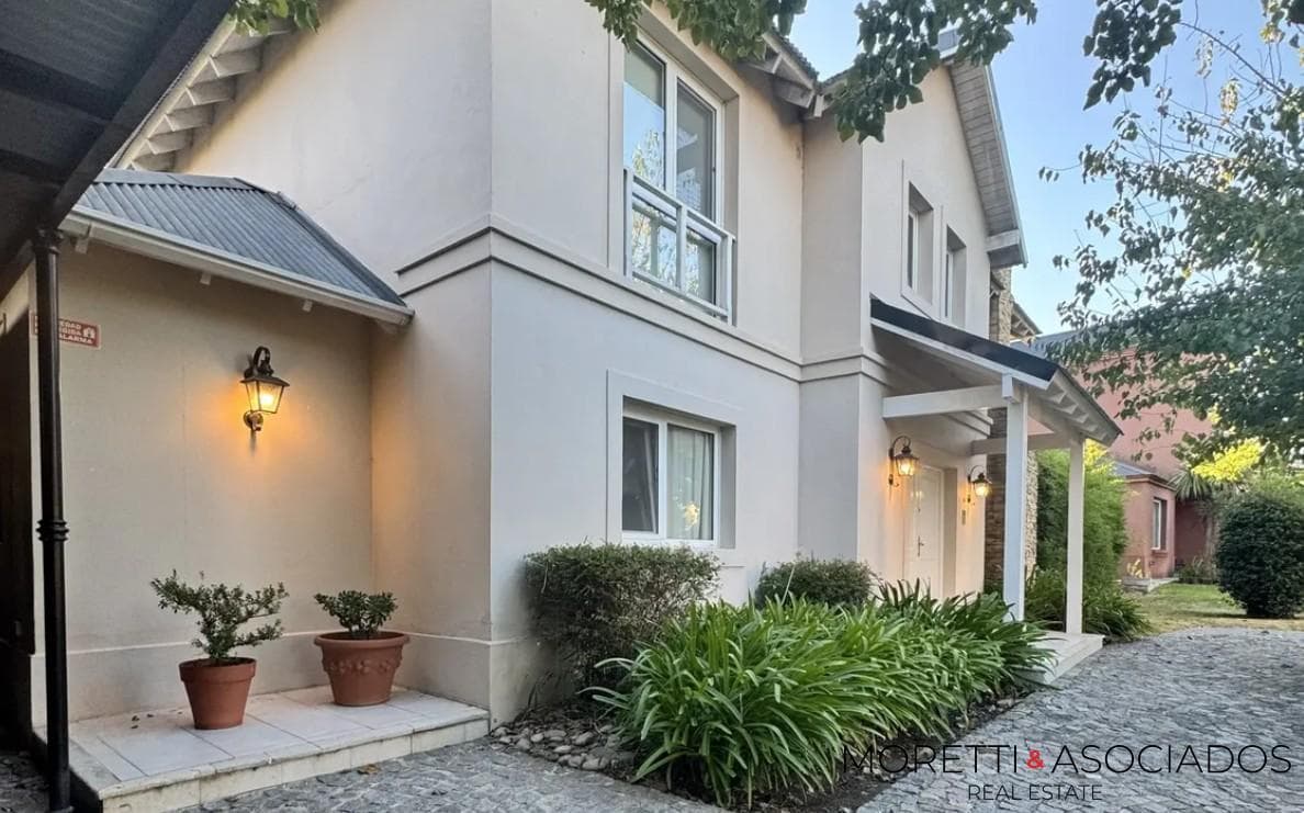 Venta Casa en Septiembre Escobar - Hermoso Parque