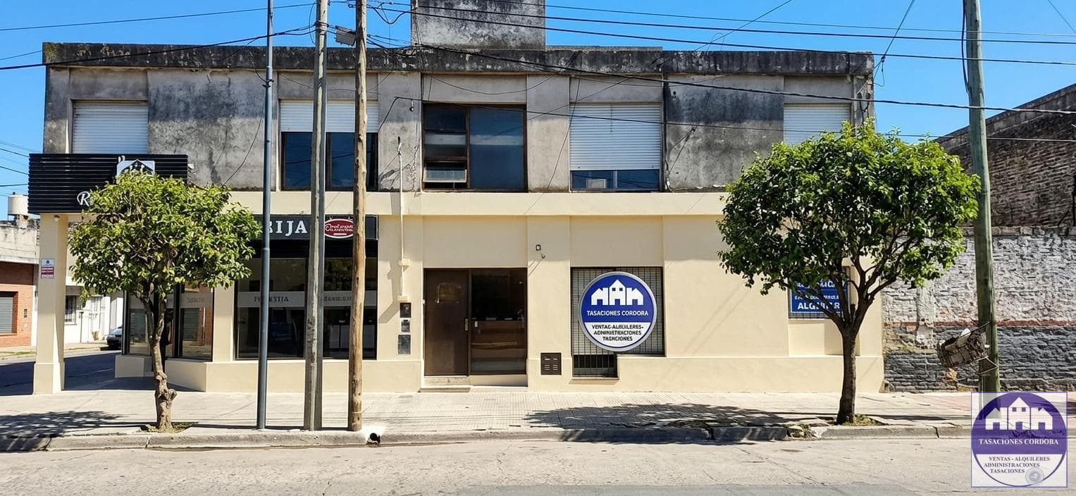 OPORTUNIDAD ÚNICA DEPTO DOS DOR. PLANTA BAJA LOCAL DEPOSITO