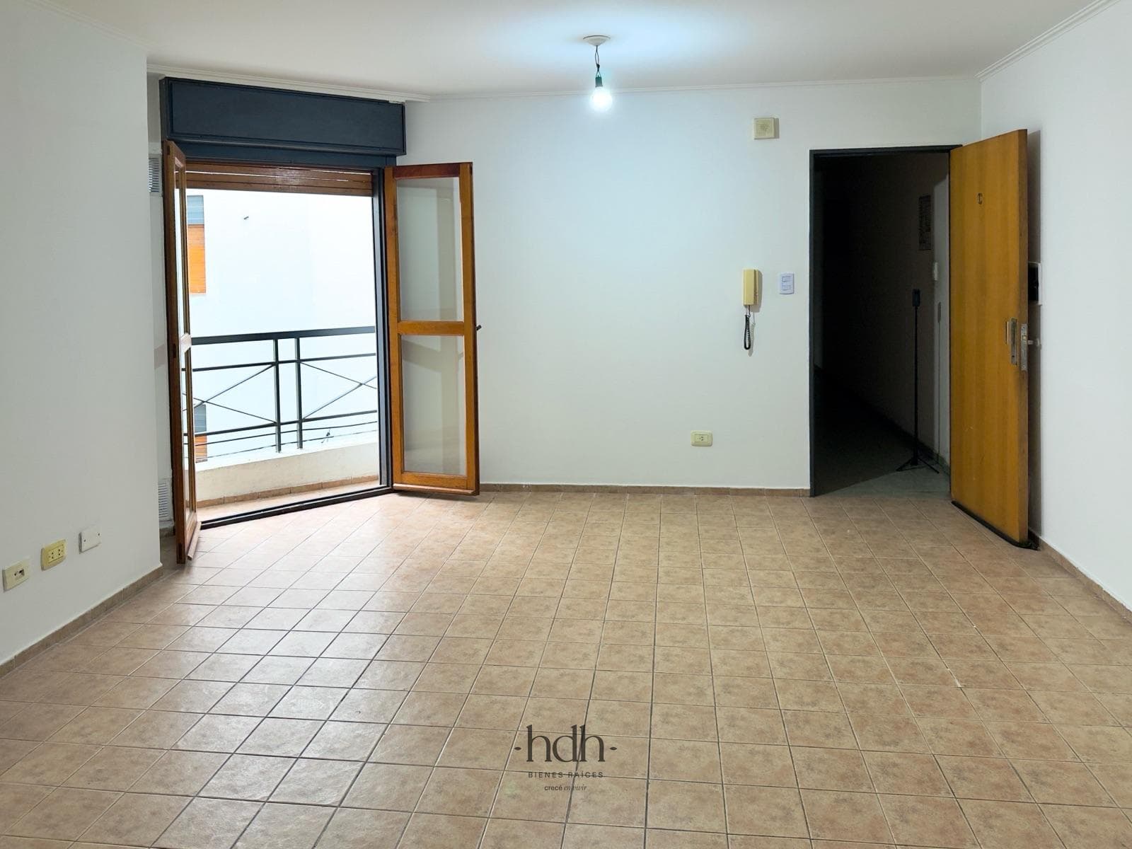 Departamento Venta 2 Dormitorios 1 Baño a metros del Nuevo Centro Shopping Edificio Betania