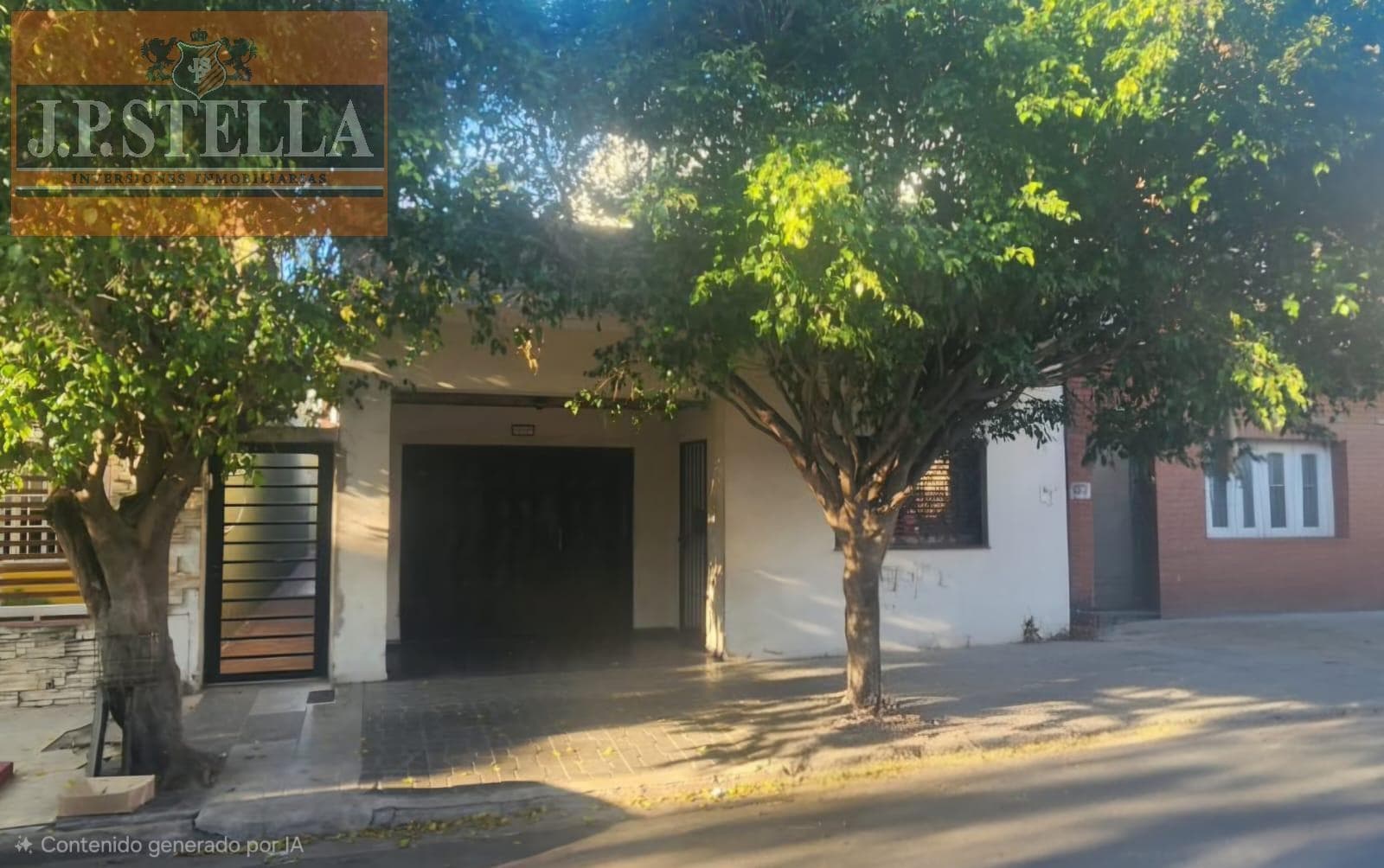 PH al frente de 3 amb. c/ cochera y patio - 180 m² Edificados - Ramos Mejia