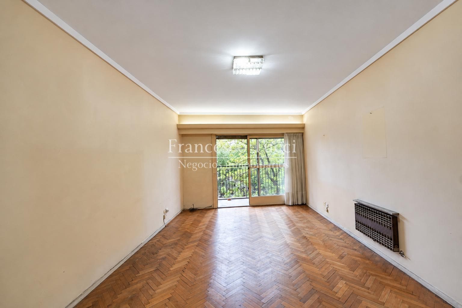 Departamento tres ambientes en venta en Belgrano C - dependencia