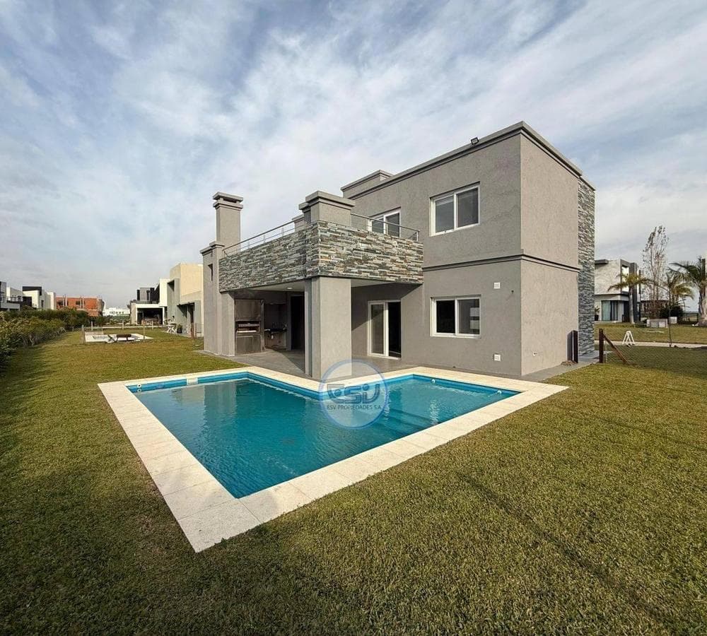 Alquiler Casa 5 Amb a Estrenar con Pileta — El Principado, Canning