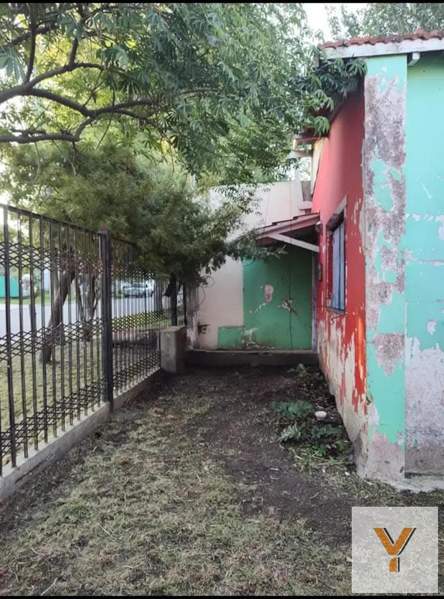 Casa en venta - 3 Dormitorios 2 Baños - Mar del Plata
