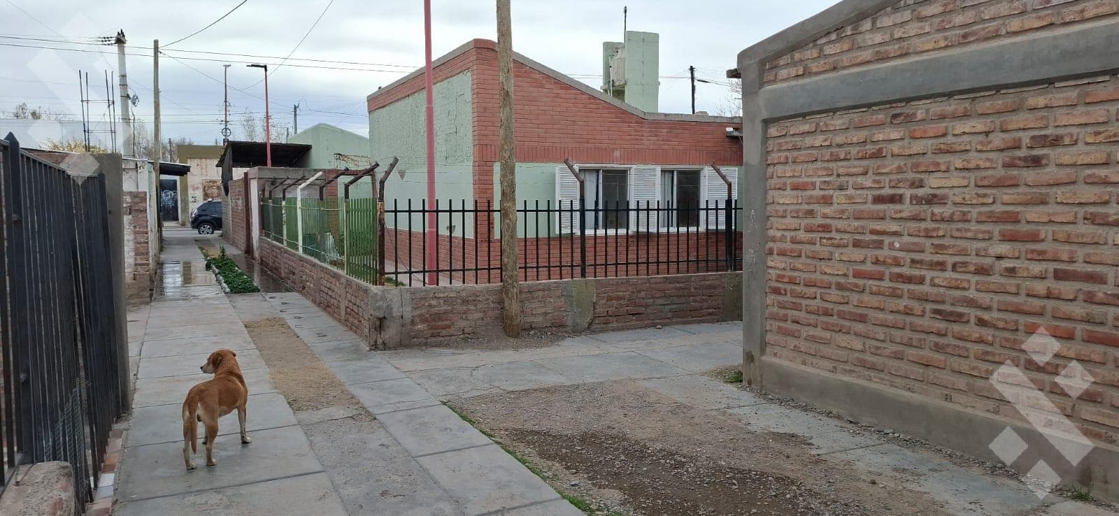 Venta casa 3 dorm. B° Fonavi - Senillosa