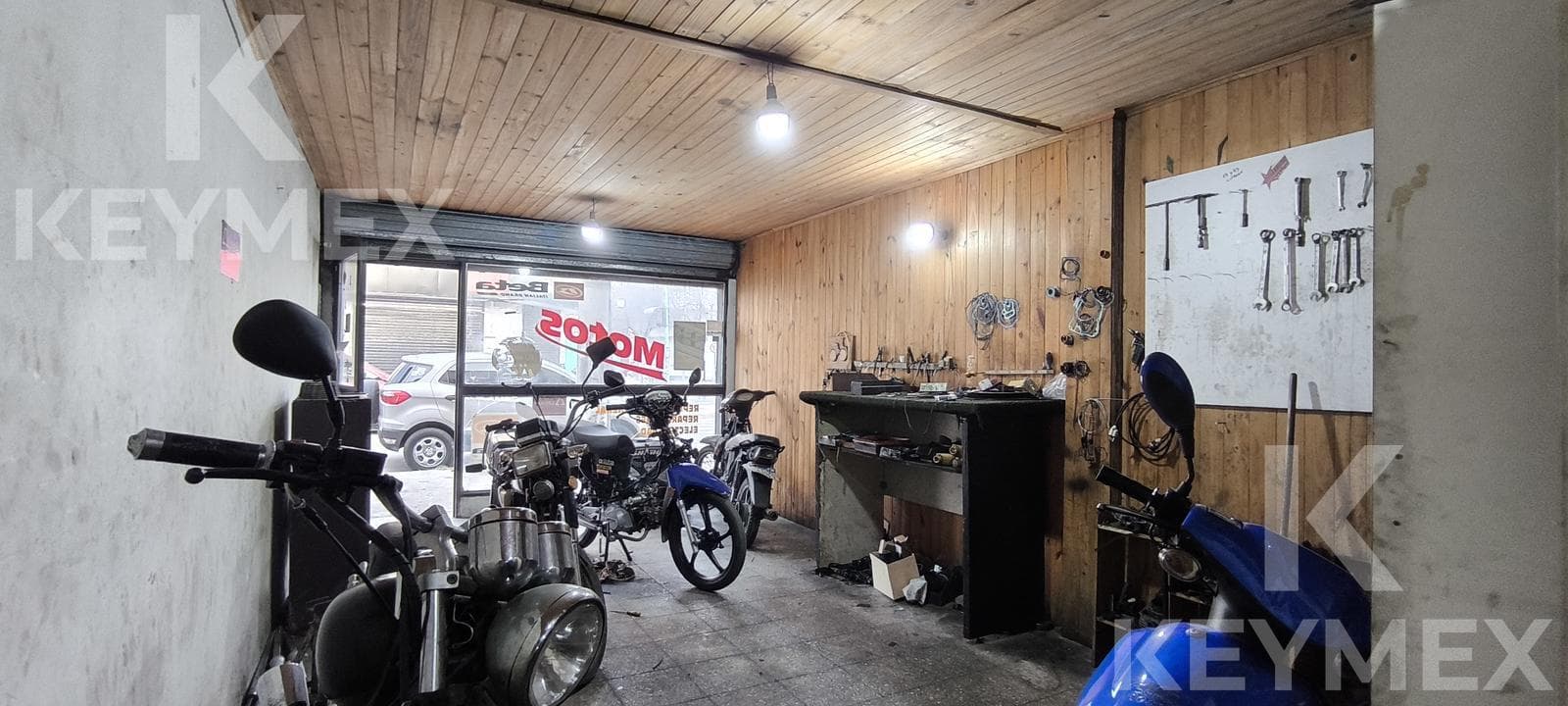 Local comercial en venta en Berisso | Galpón 119 m² | Luz trifásica | Cortina automática