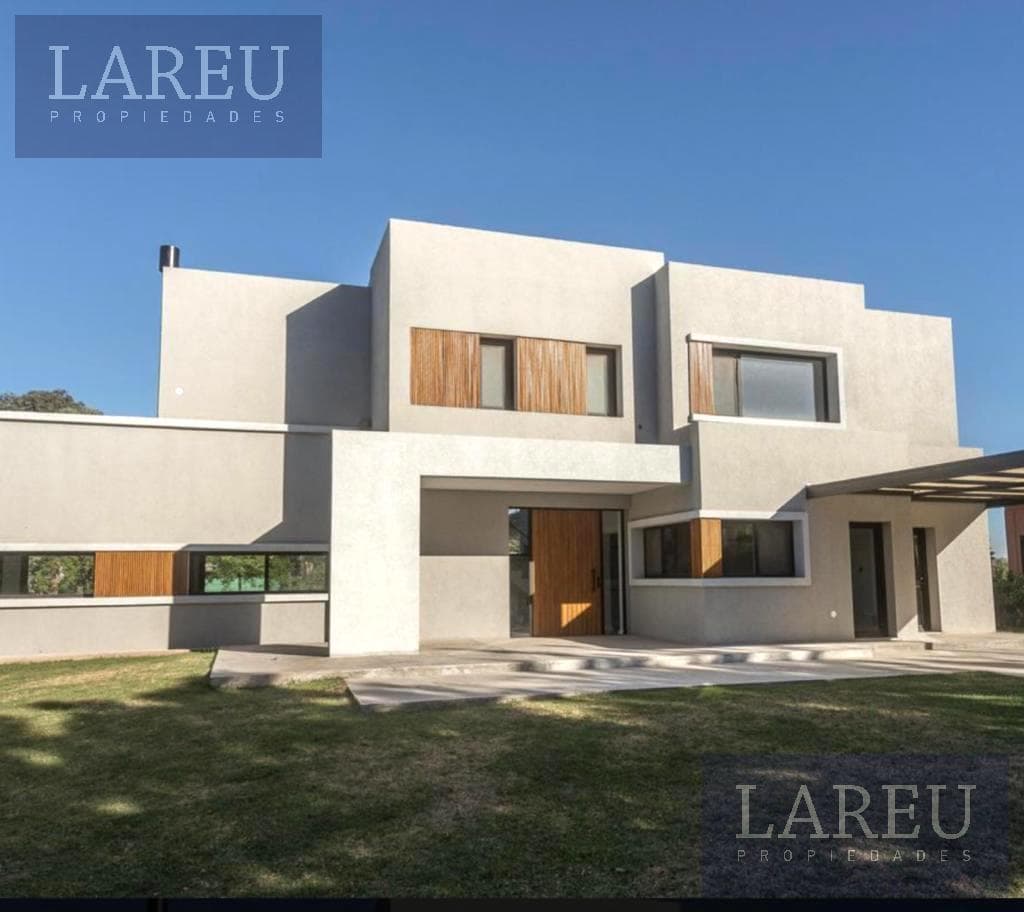 Casa en La Berlina, Pilará.