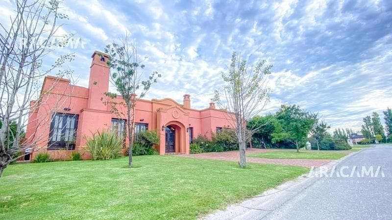 Casa en Alquiler en San Eliseo Golf Country - San Vicente