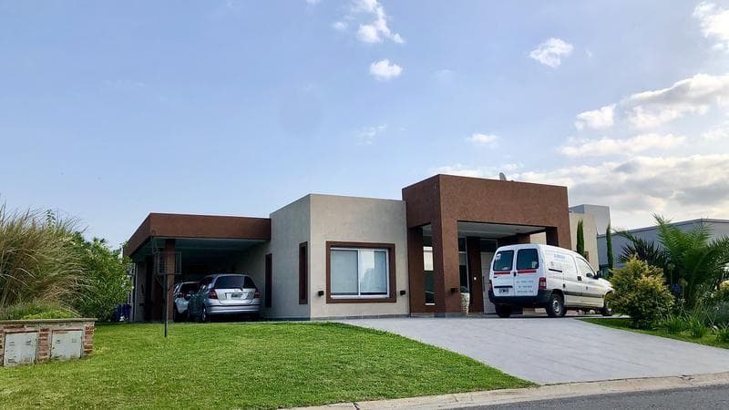 CASA en VENTA en Barrio Privado Santa Juana - Canning