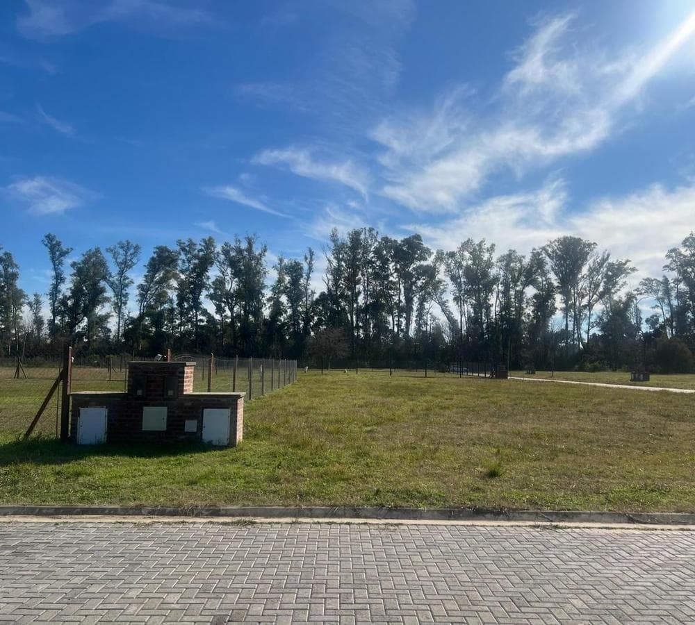 LOTE EN VENTA, BARRIO ABIERTO