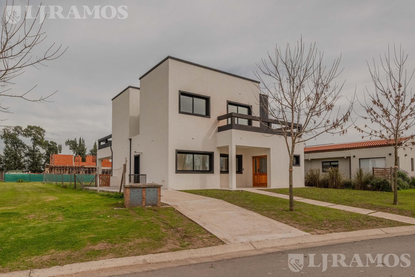 VENTA ! CASA a ESTRENAR ! Barrio San Pablo, Pilar - DC