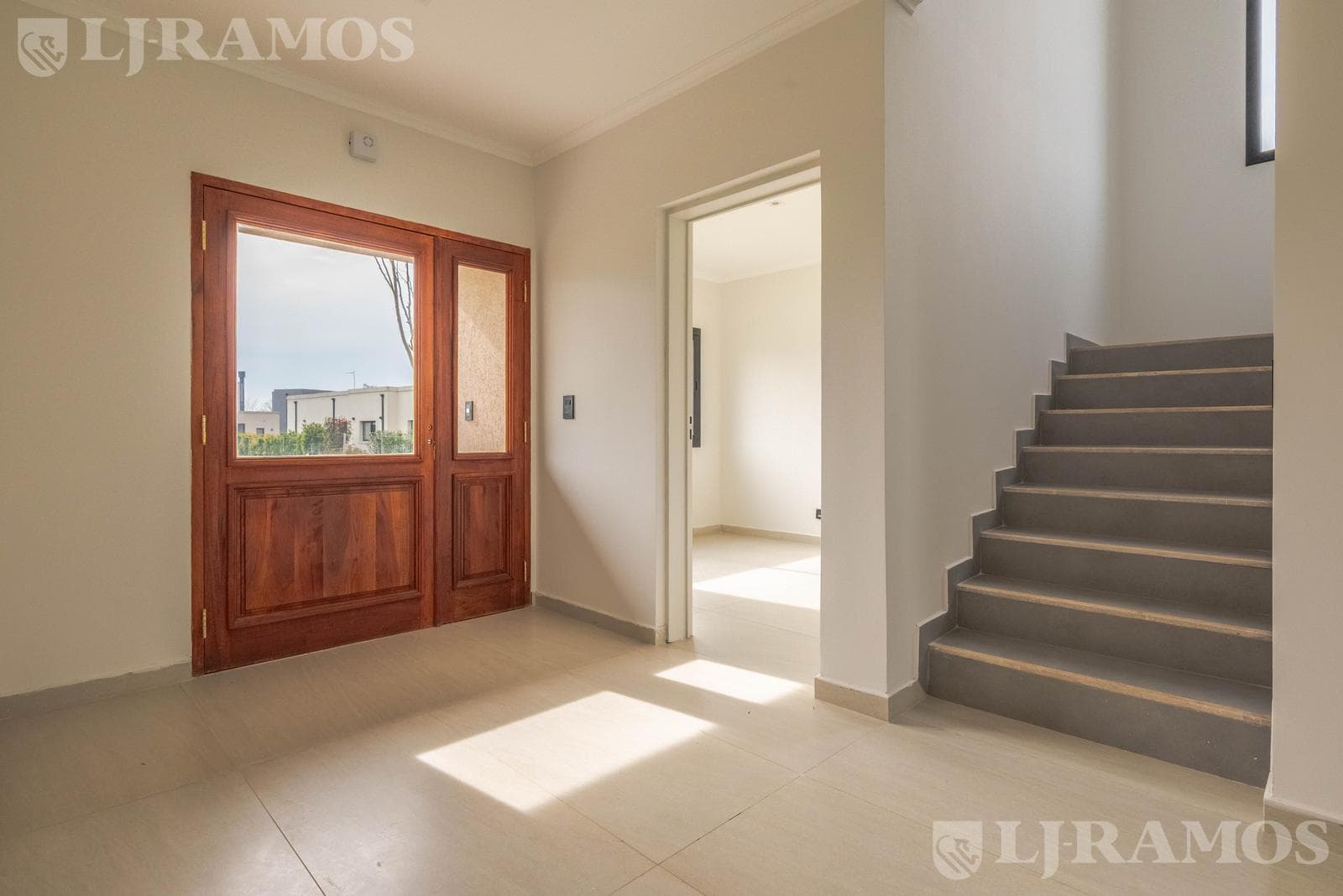 VENTA ! CASA a ESTRENAR ! Barrio San Pablo, PILAR - DC