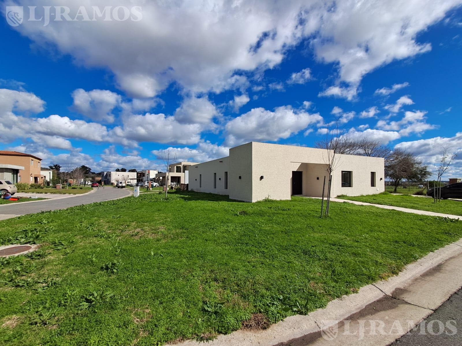 Casa en A13 San Sebastián construcción tradicional CESION - MB